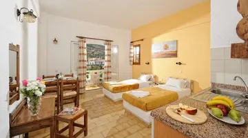 Stelios Apartments