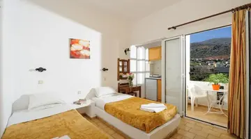 Stelios Apartments
