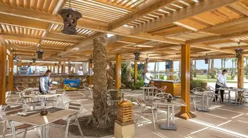 STELLA BEACH RESORT & SPA