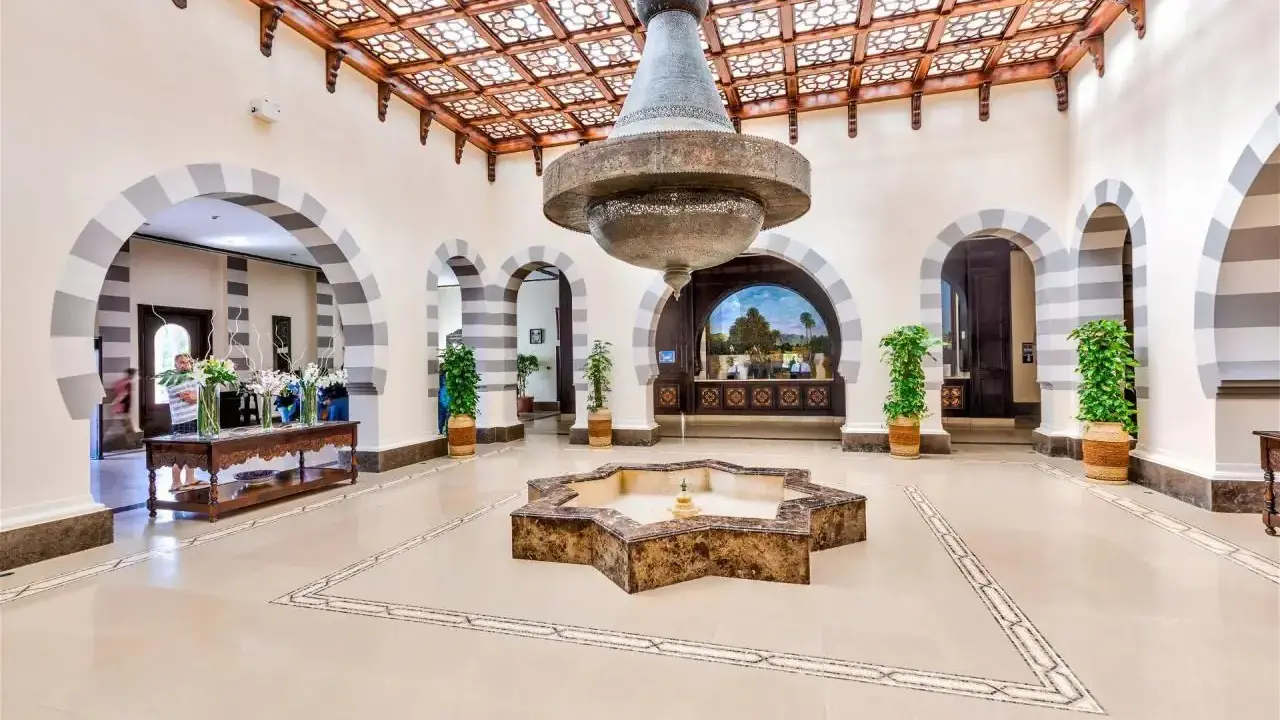 STELLA BEACH RESORT & SPA