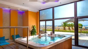 STELLA BEACH RESORT & SPA