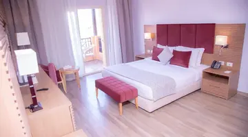 STELLA MAKADI BEACH RESORT & SPA