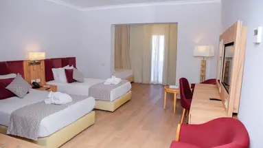 STELLA MAKADI BEACH RESORT & SPA
