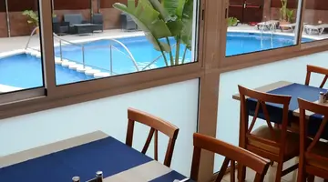 STELLA MARIS HOTEL