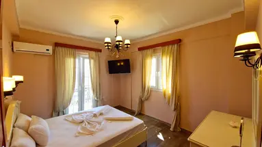 Stellatos House and Suites