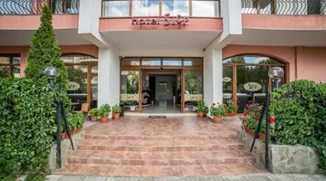 Step Hotel