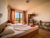 Step Hotel