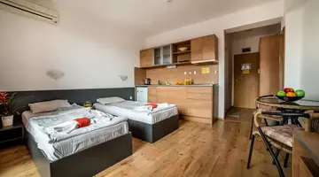 Step Hotel