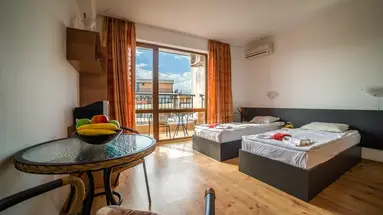 STEP HOTEL