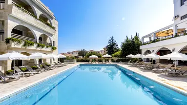 Stephanos Hotel Apartments 