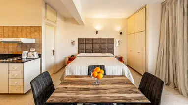 Stephanos Hotel Apartments