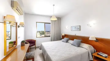 Stephanos Hotel Apts
