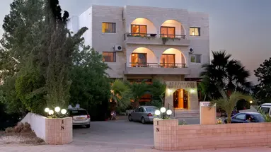 Stephanos Hotel Apts
