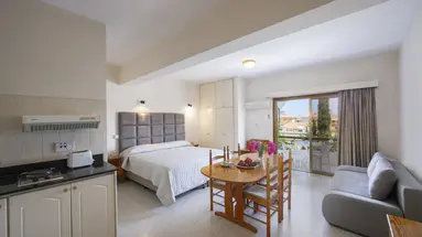Stephanos Hotel Apts