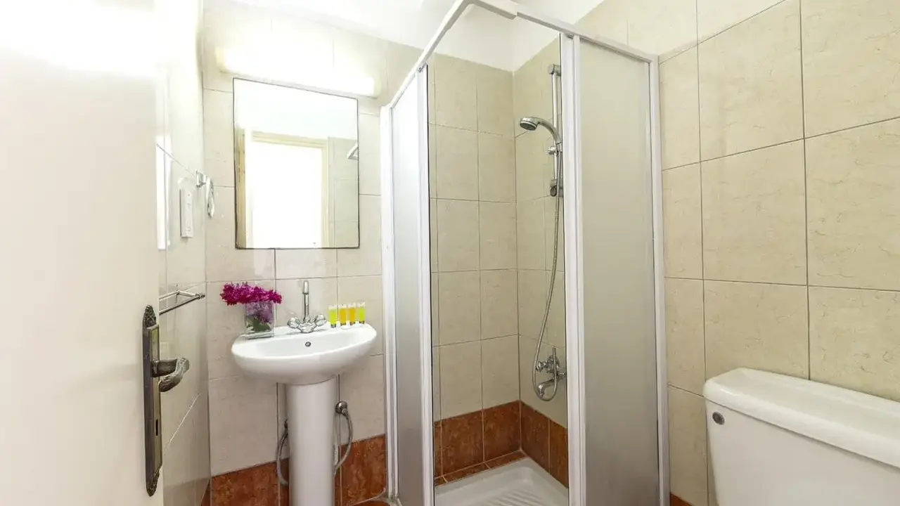 Stephanos Hotel Apts
