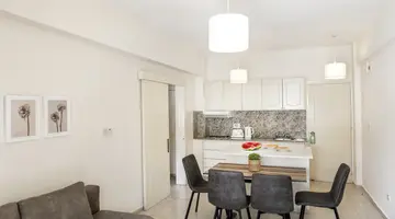 Stephanos Hotel Apts