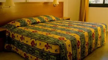 Stephanos Hotel Apts