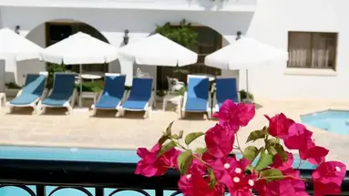 Stephanos Hotel Apts