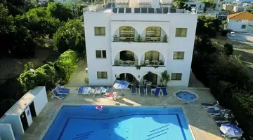 Stephanos Hotel Apts