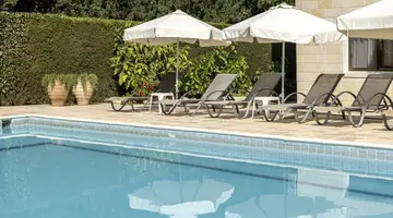 Stephanos Hotel Apts