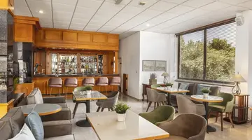 Stephanos Hotel Apts
