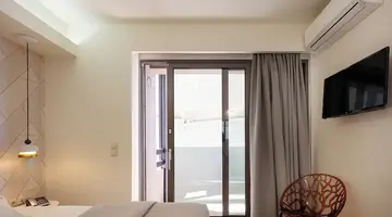 Steris Elegant Beach Hotel