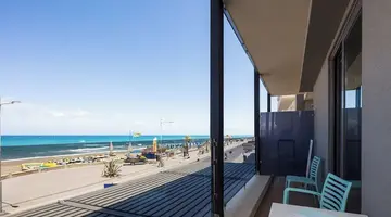 Steris Elegant Beach Hotel