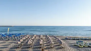 Steris Elegant Beach Hotel