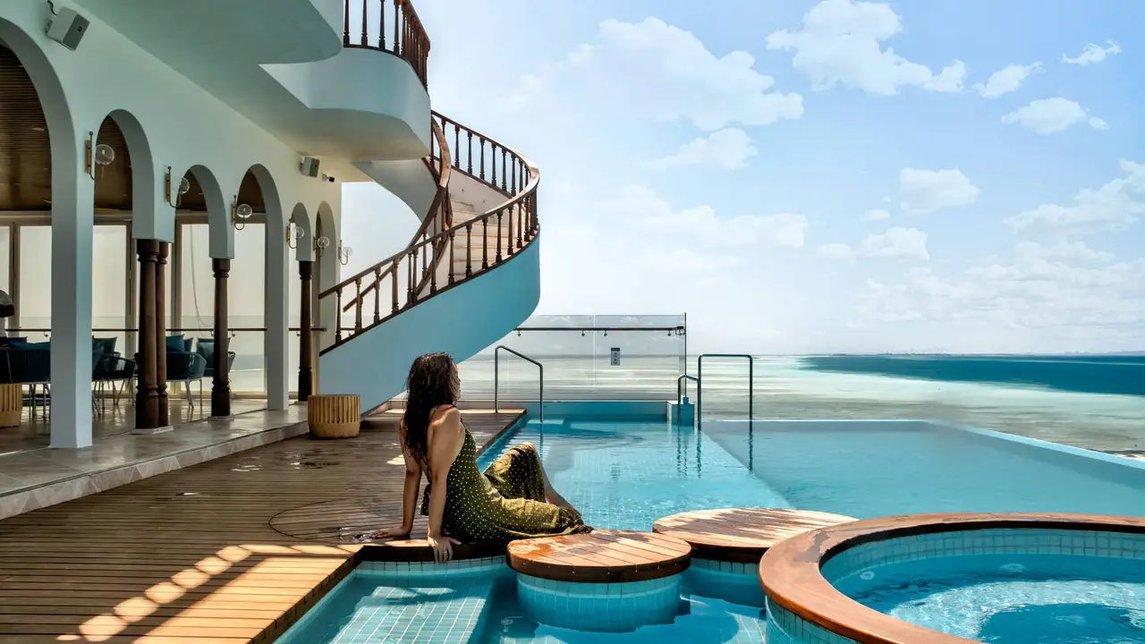Stone Beach Hotel
