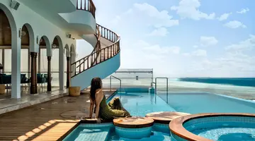 Stone Beach Hotel
