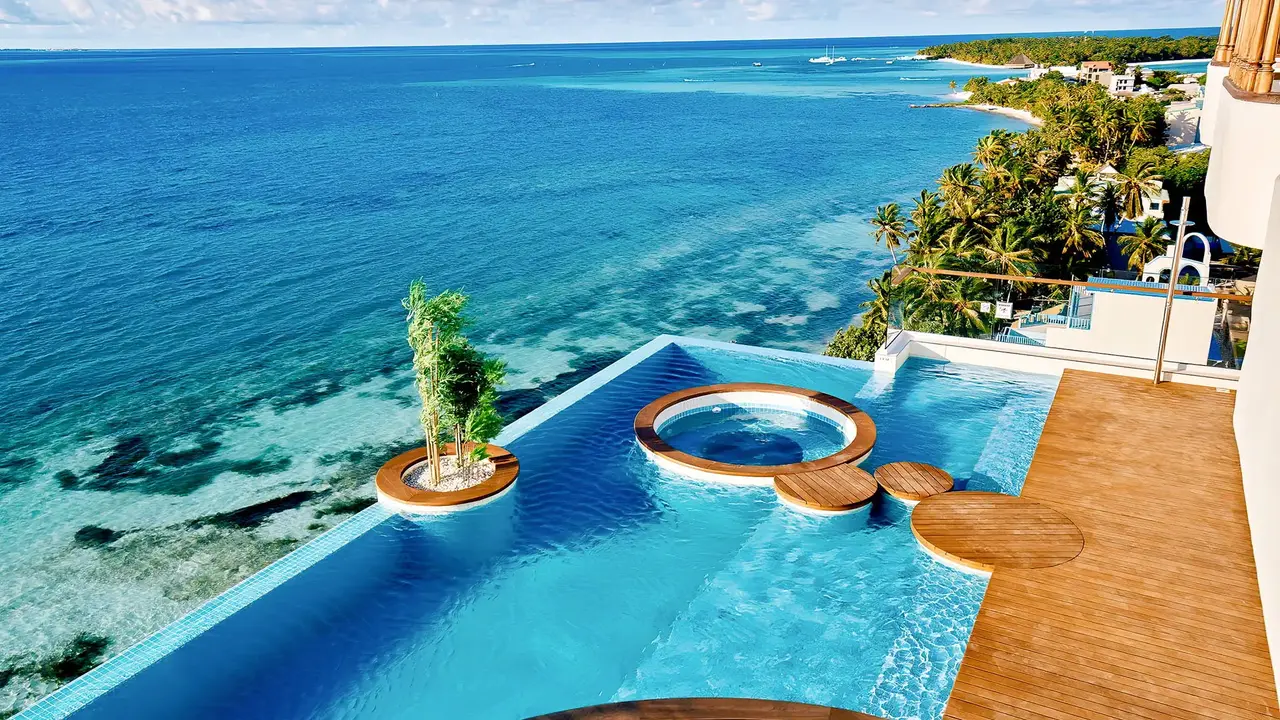 Stone Beach Hotel