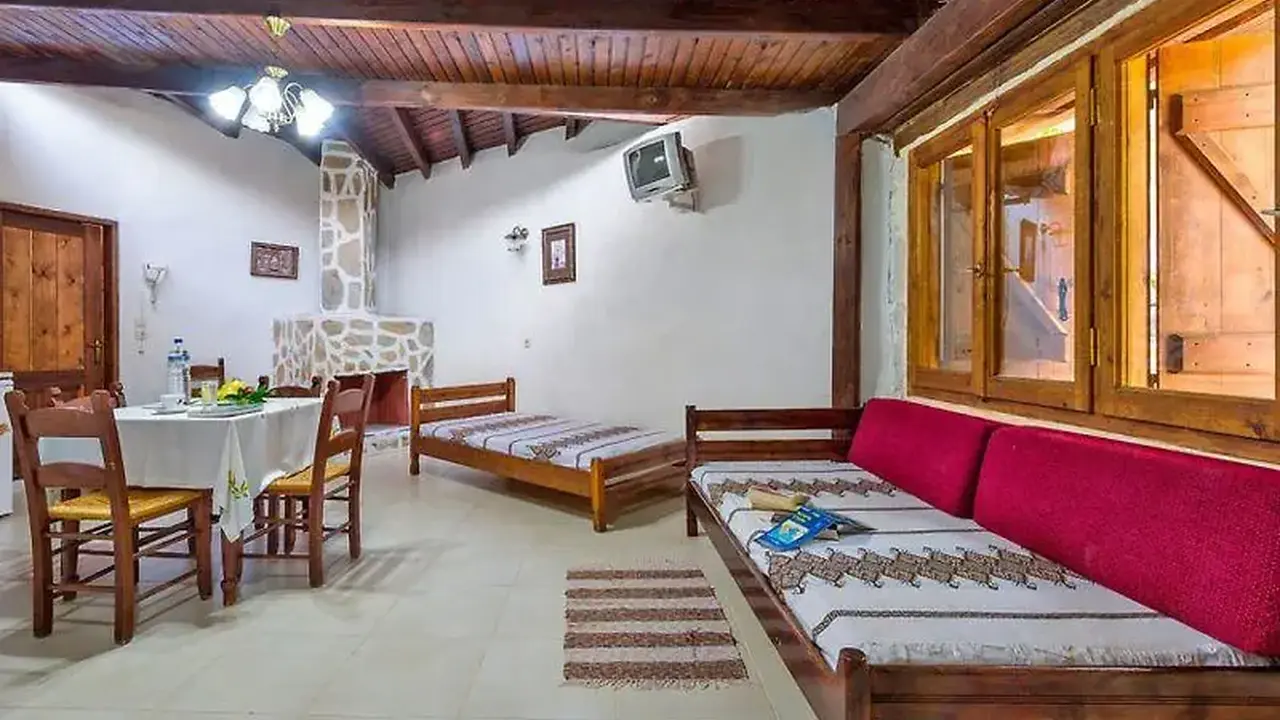 Stone Village Petrino Horio