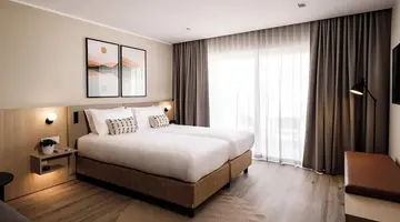 Strand Suites By Neu Collective