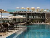 Strand Suites By Neu Collective