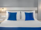 Stratos Hotel