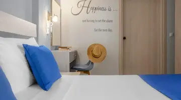 Stratos Hotel