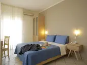 Stratos Hotel