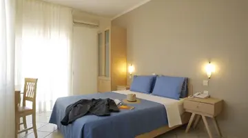 Stratos Hotel