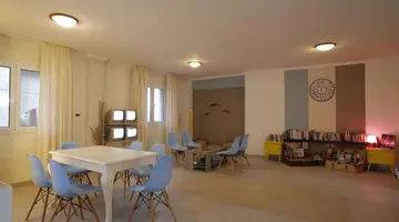 Stratos Hotel