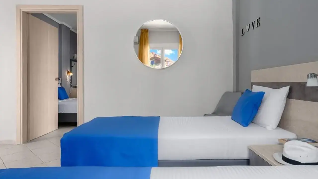 Stratos Hotel