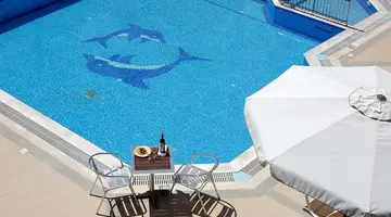 Stratos Hotel