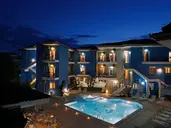 Stratos Hotel