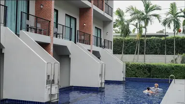 SUGAR MARINA RESORT CLIFFHANGER