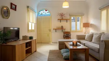Suite Home Santorini