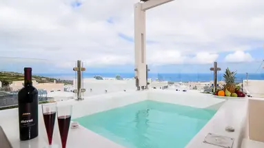 Suite Home Santorini