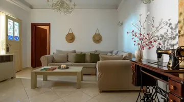 Suite Home Santorini