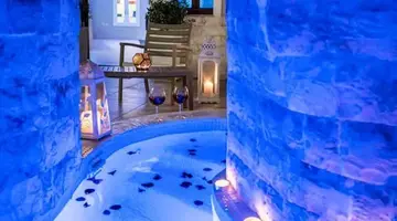 Suite Home Santorini
