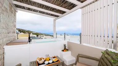 Suite Home Santorini