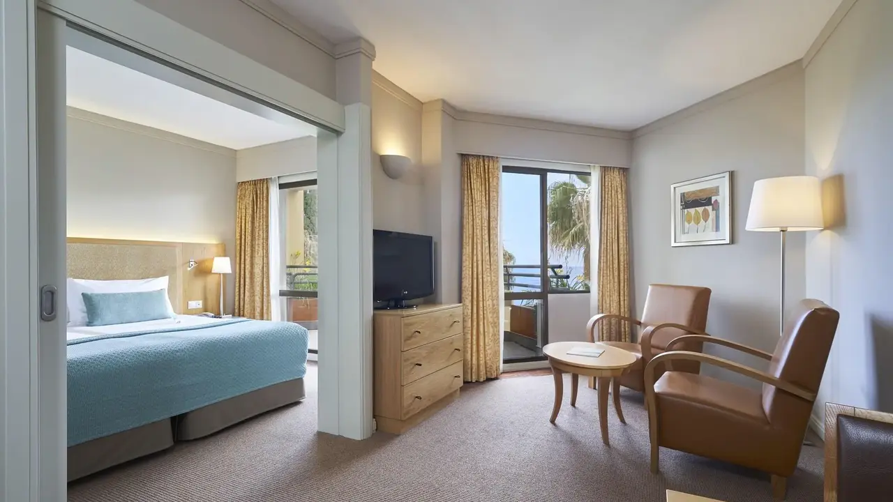 Suite Hotel Eden Mar