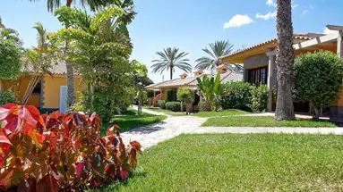 Suites &amp Villas by Dunas